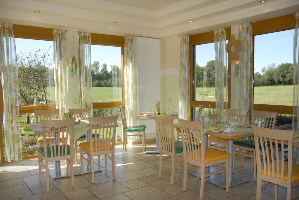 Gasthaus-Pension Hofmann Oberdachstetten Екстер'єр фото