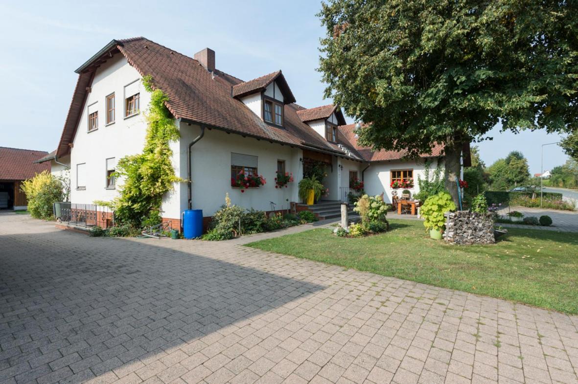 Gasthaus-Pension Hofmann Oberdachstetten Екстер'єр фото